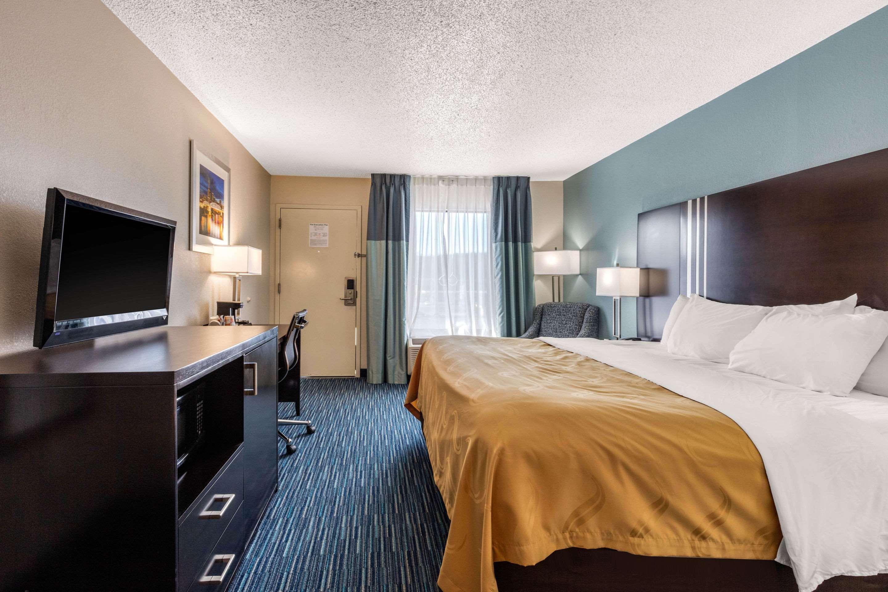 Quality Inn Gordonsville Exteriör bild
